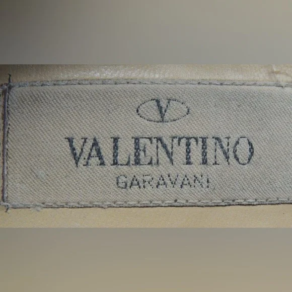 Valentino Garavani, EU 38 US 7.5, Black Heels w/ Gold Stud Accents - Picture 4 of 10